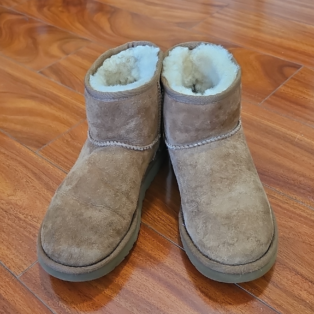 Ugg Womens Classic Mini Ii Shearling-Lined Boots Sz 7